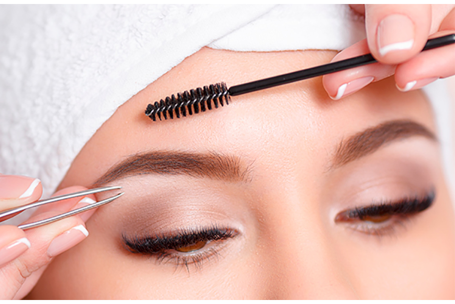 Lash Lift &amp; Brow Lift Stylist course (Combined online teaching and internship)