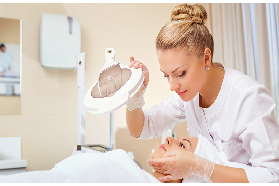 Kosmetologuddannelse - bliv lægeeksamineret og CPD-certificeret klinisk kosmetolog
