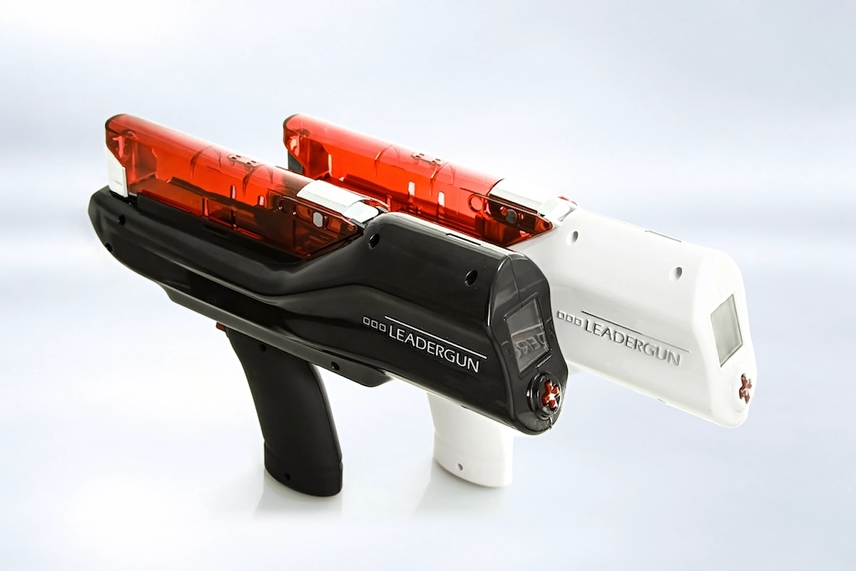 Leadergun
